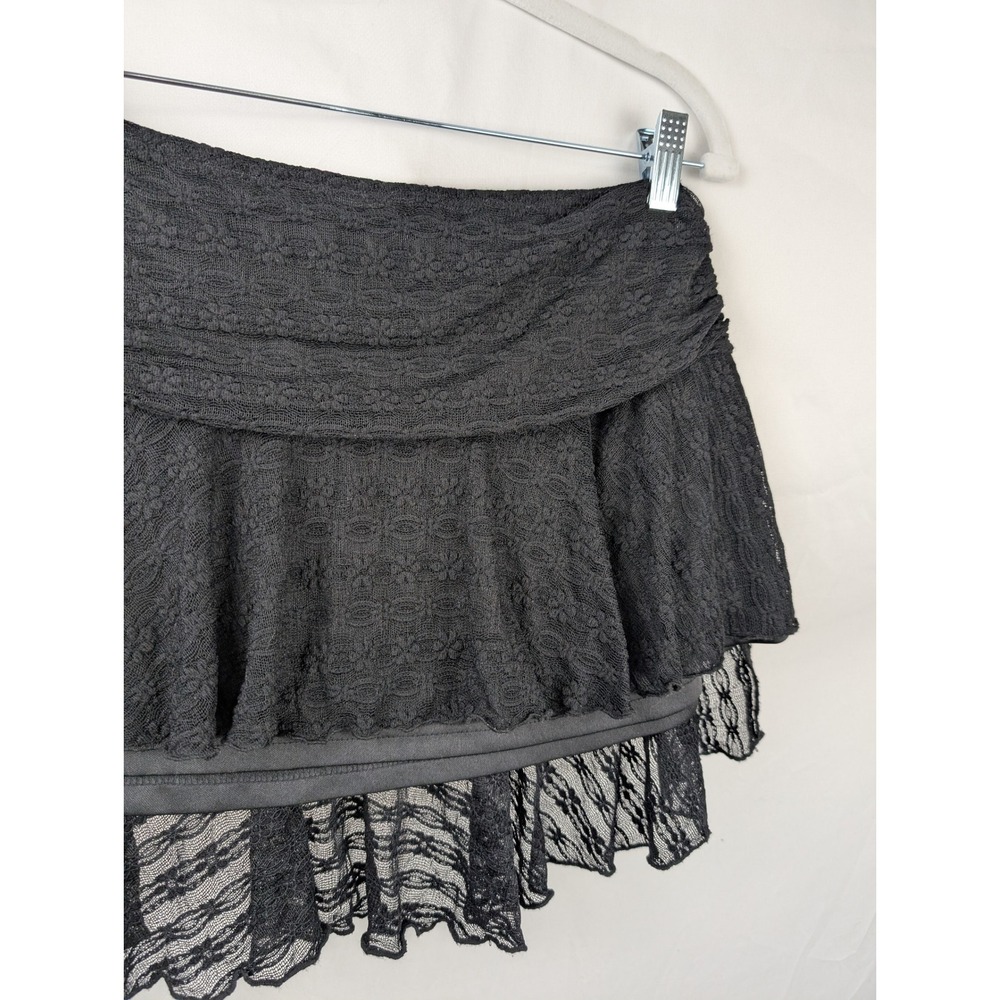 Y2K Floral Lace Tiered Ruffle Mini Skirt Size M Black Whimsigoth Festival Grunge - Picture 4 of 9